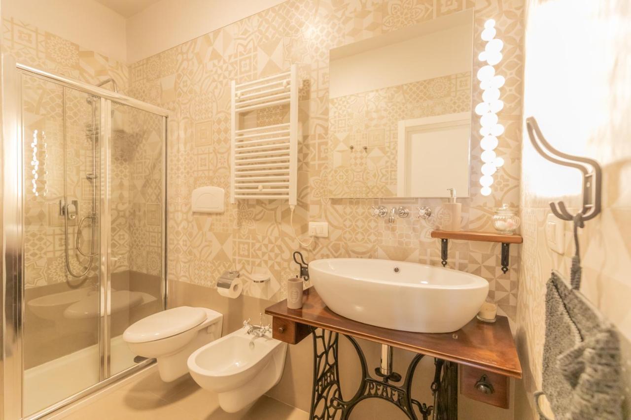 Bed and Breakfast Casa Romito Trani Exterior foto