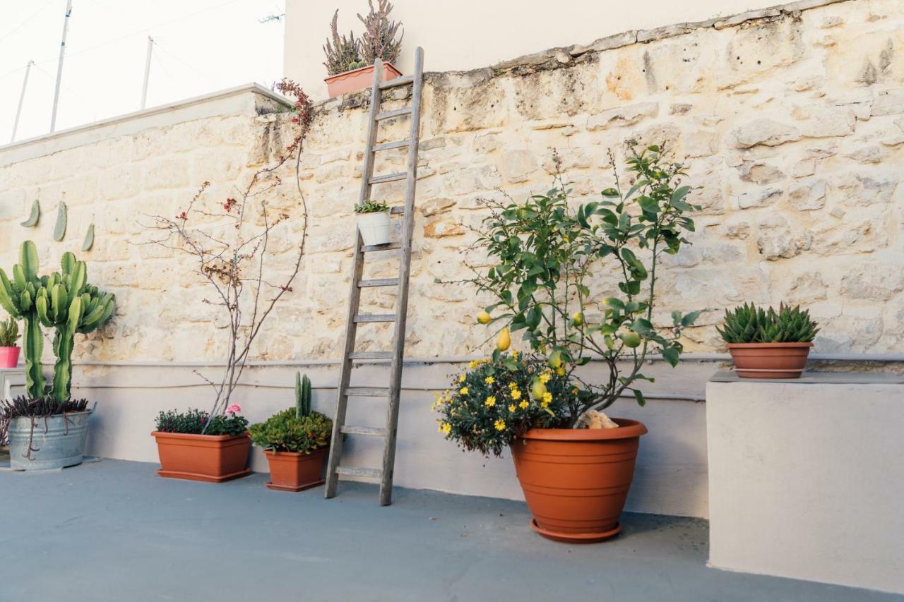 Bed and Breakfast Casa Romito Trani Exterior foto